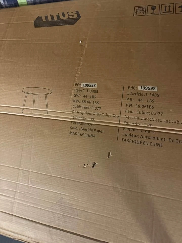 Round Dining Table - photo 3