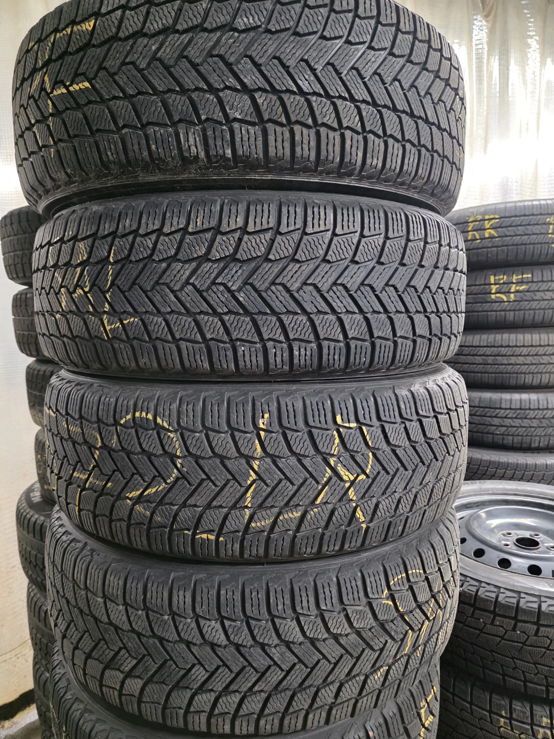 4 MICHELIN X-ICE  245/60 R18 Winter Tires DOT 0621