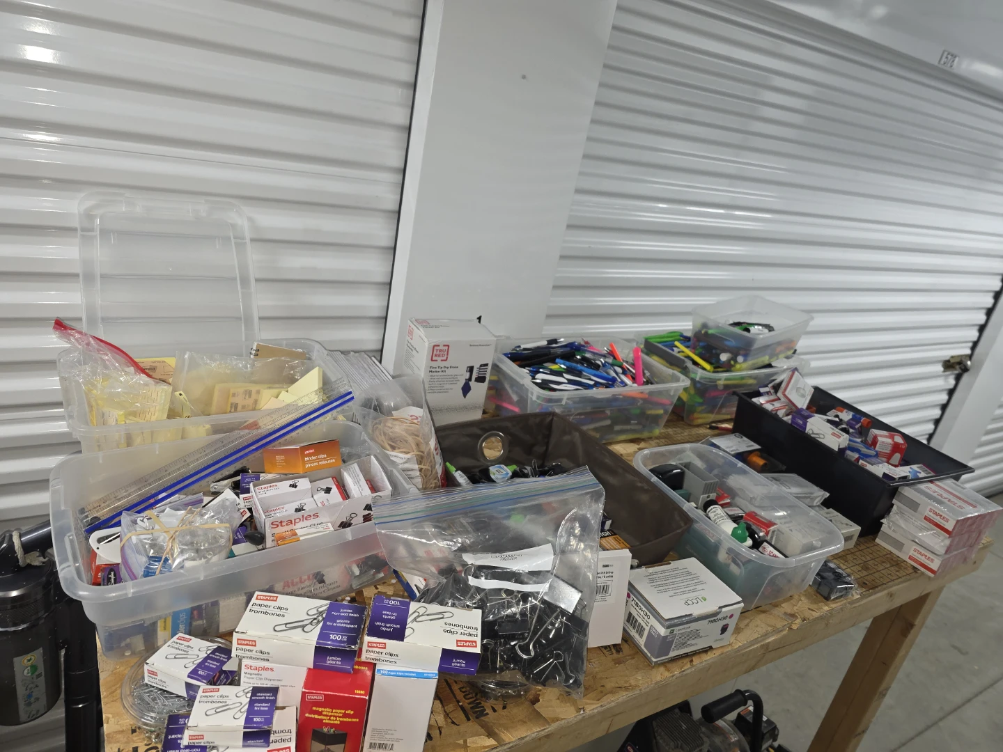 Office supplies lot - photo 2