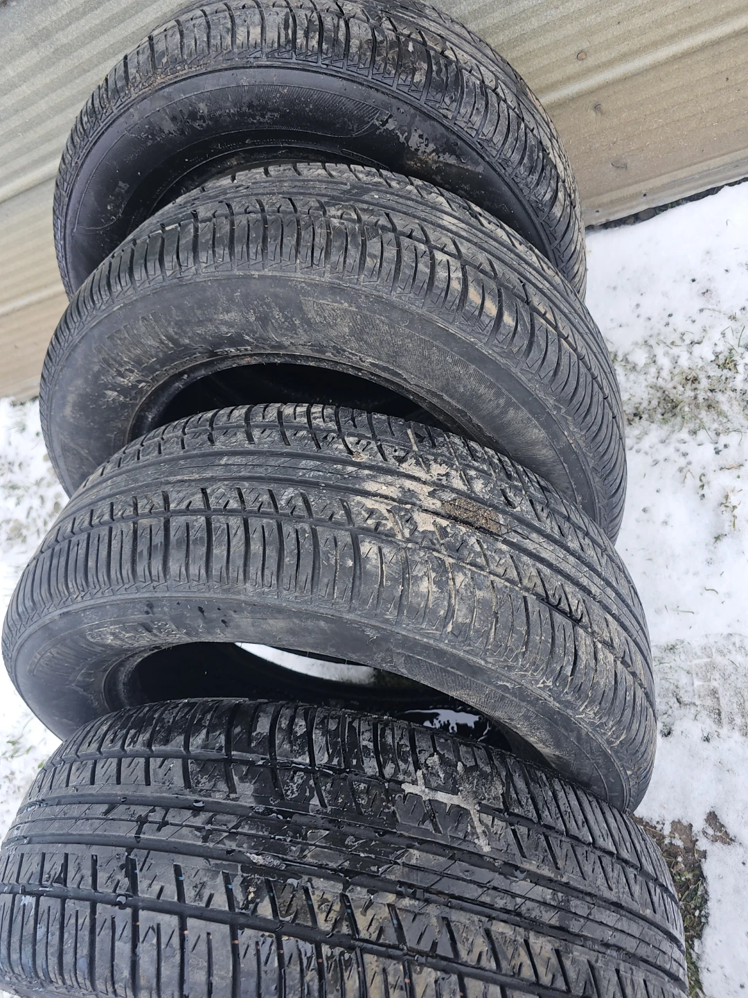 225/60/R16 motomaster all season tires full set - photo 4