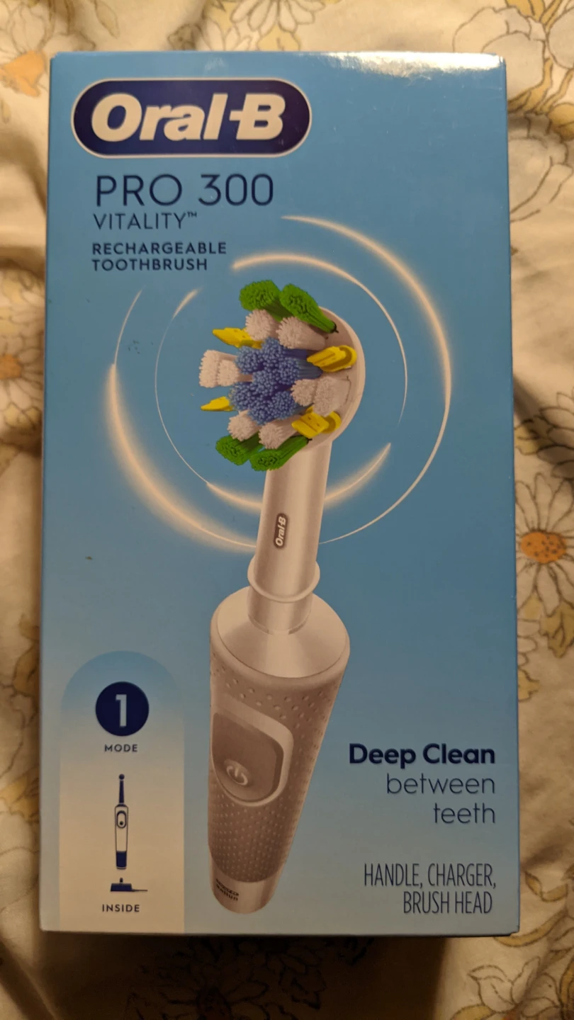 Oral-B Pro 300 Vitality Rechargeable Toothbrush