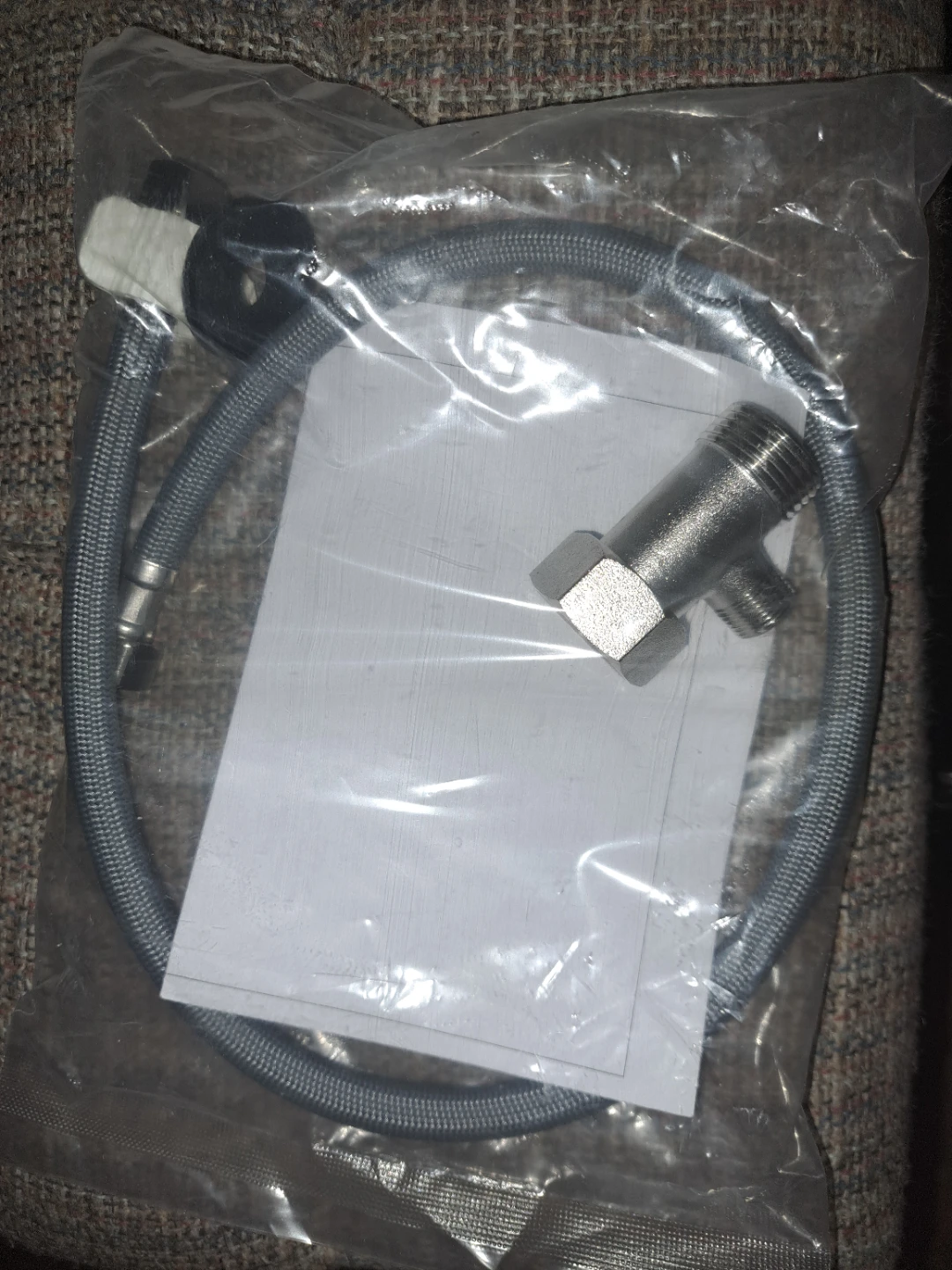 A8809S Cold Water Bidet Hose - New in Package 🥕 - photo 2