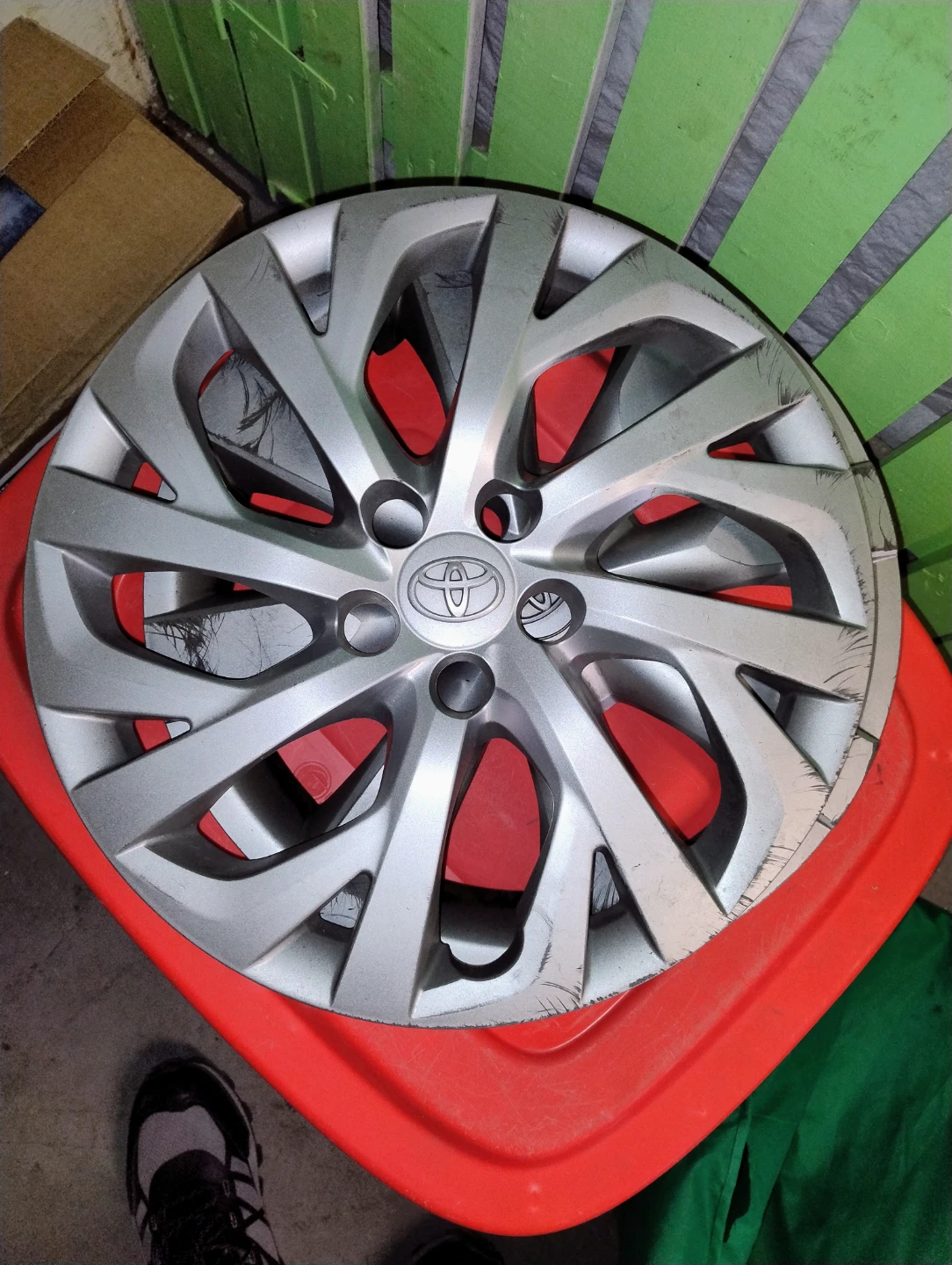 Toyota Hubcap covers - photo 4