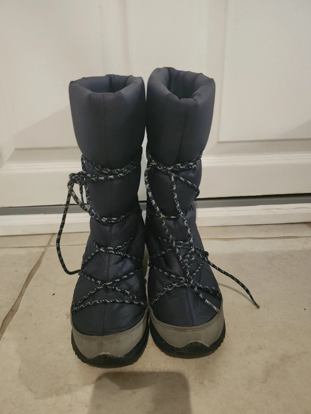 Lacoste Arbonne Ski Puffer Boots Navy Blue Size 7