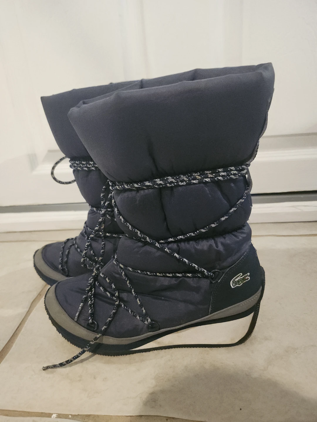 Lacoste Arbonne Ski Puffer Boots Navy Blue Size 7 - photo 2