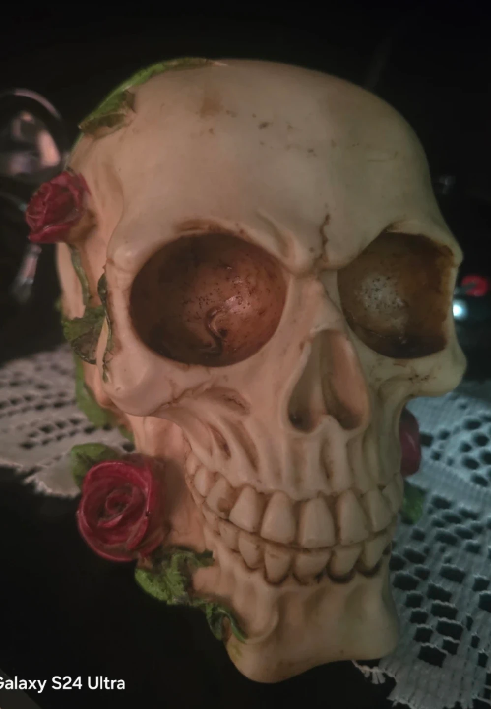 Skull with Roses Decoration