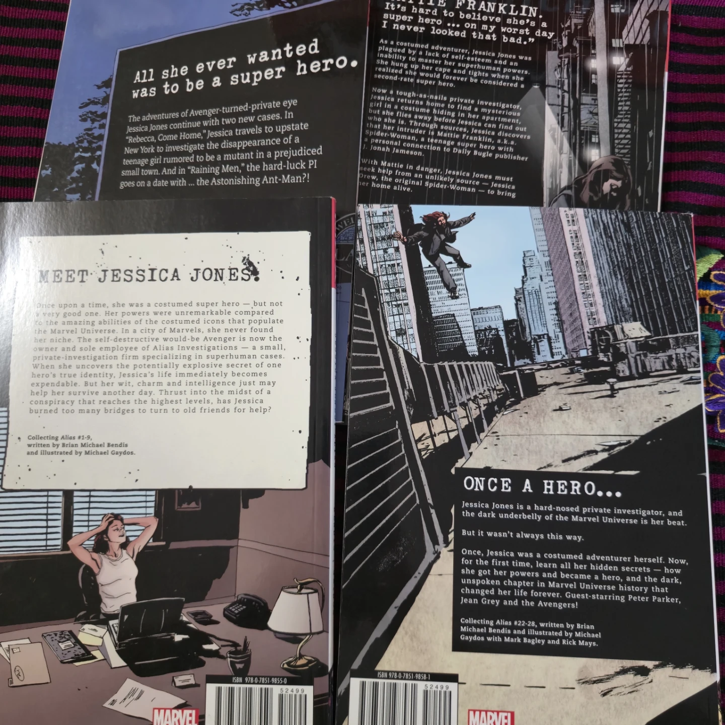 Jessica Jones: Alias Comic Book Set (Volumes 1-4) - photo 4