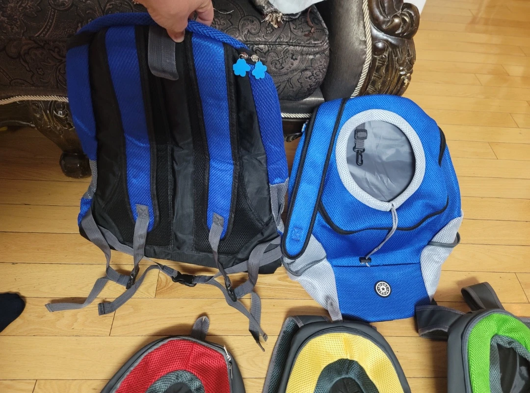 Pet Carrier Backpack,new never used, each $25 - photo 5