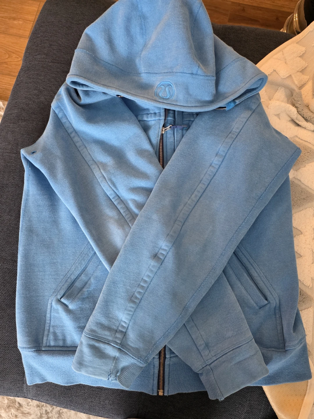Lululemon Scuba Hoodie - Blue