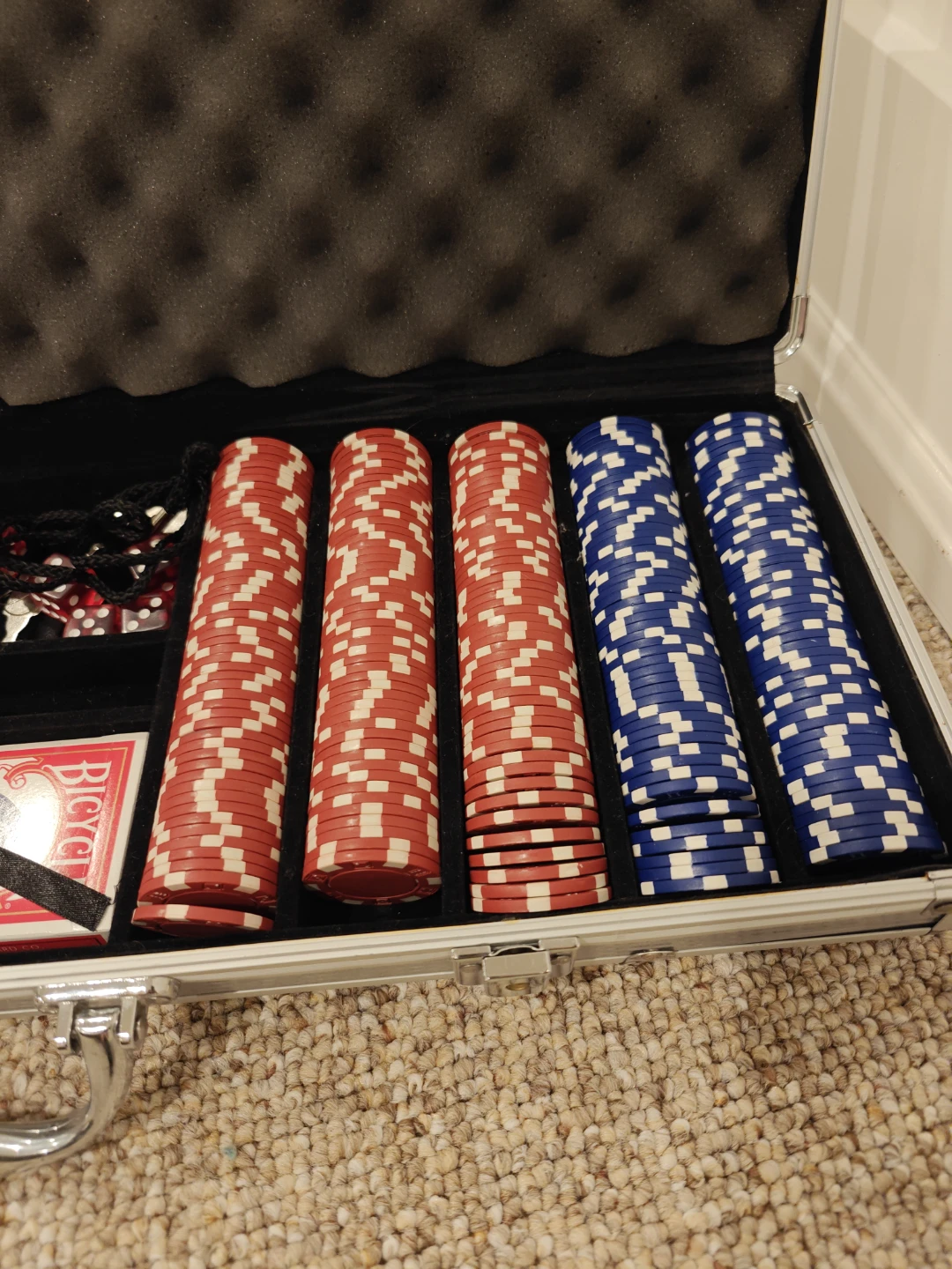 Poker Chip Set with Case and Bicycle Cards - photo 3
