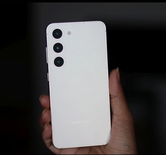 Samsung Galaxy S23 White 256GB - photo 3