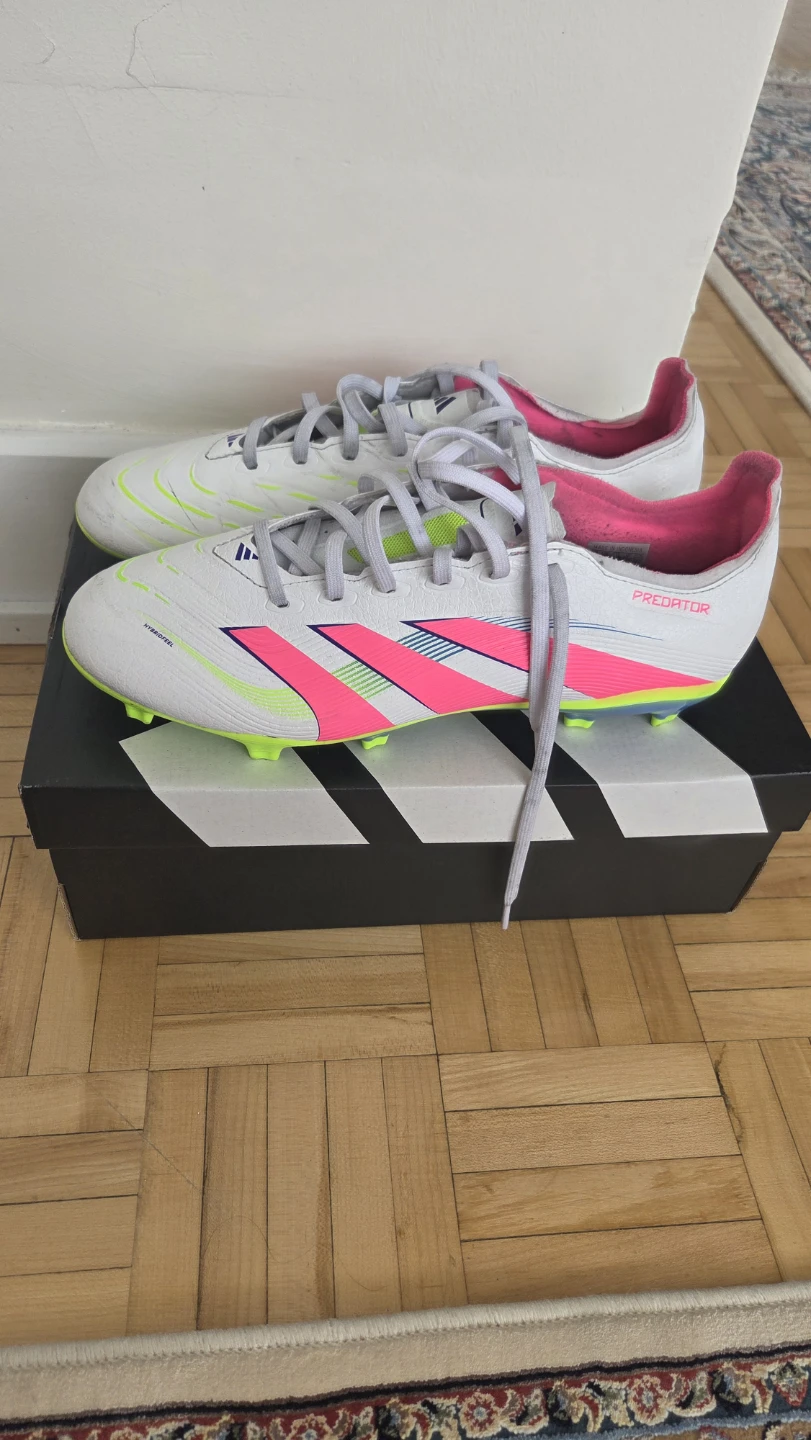 Adidas Predator League FG/MG Soccer Cleats - US 8.5
