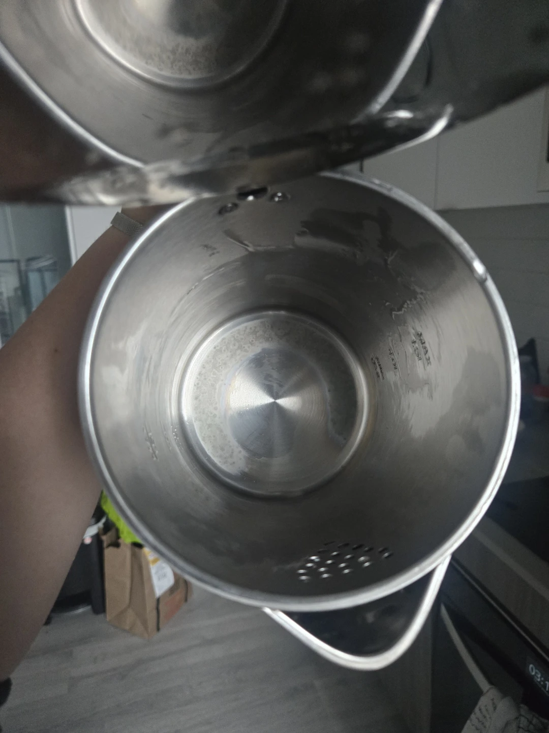 Cosori Electric Kettle - Stainless Steel - photo 2