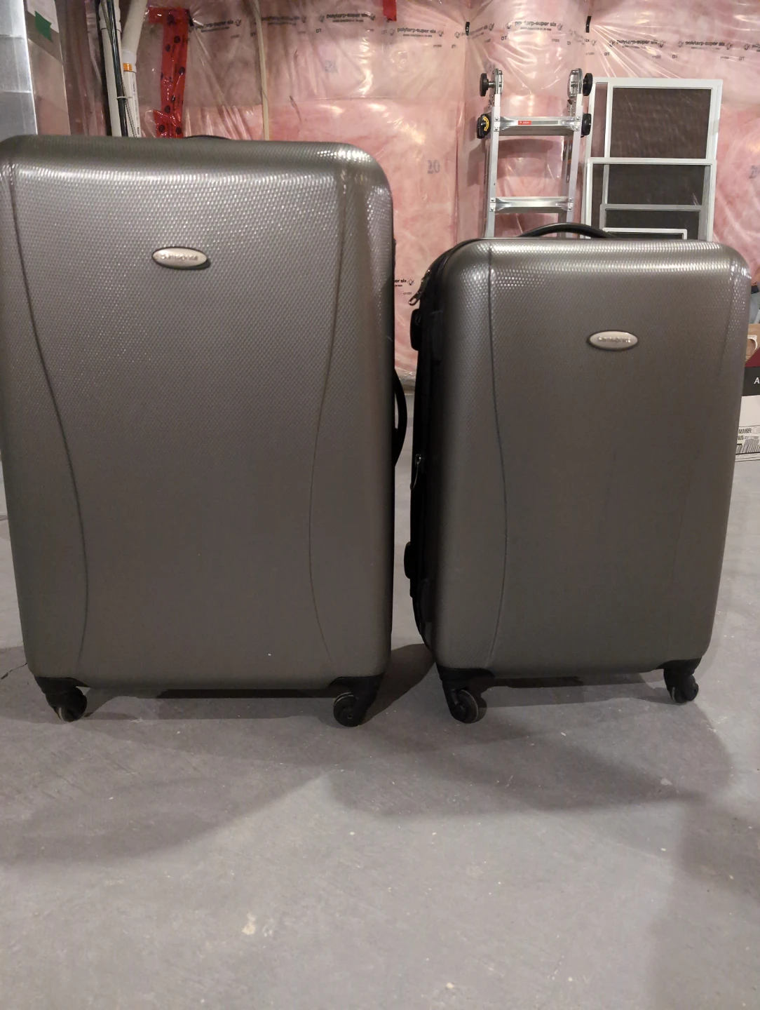 Samsonite Grey Hardside Luggage Set