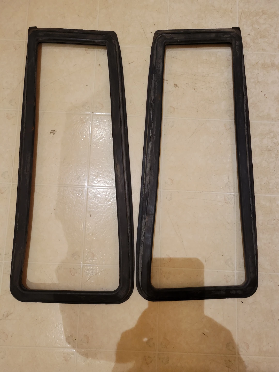 2x Toyota Rubber Window Seal Gaskets