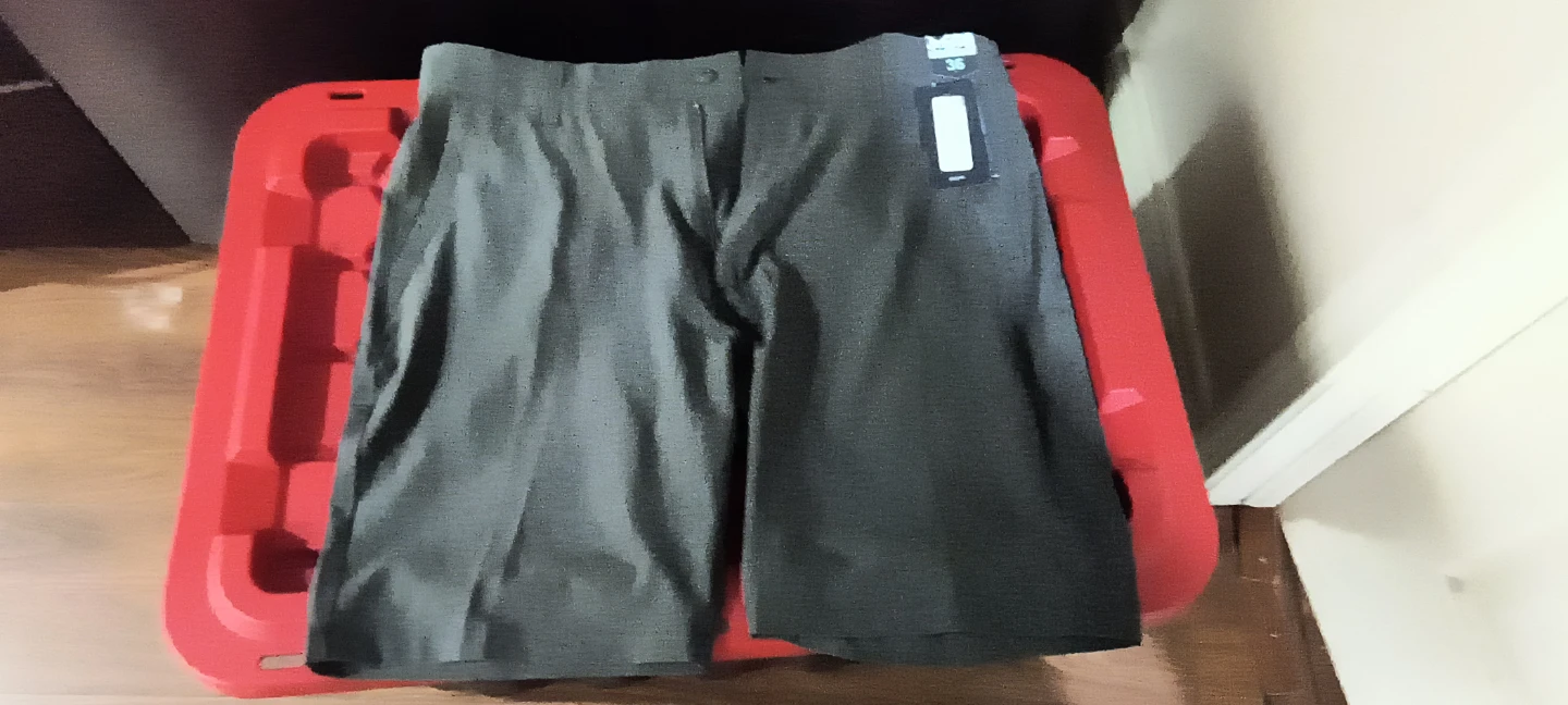 Izod Golf Shorts - Size 36 🧡 - photo 2