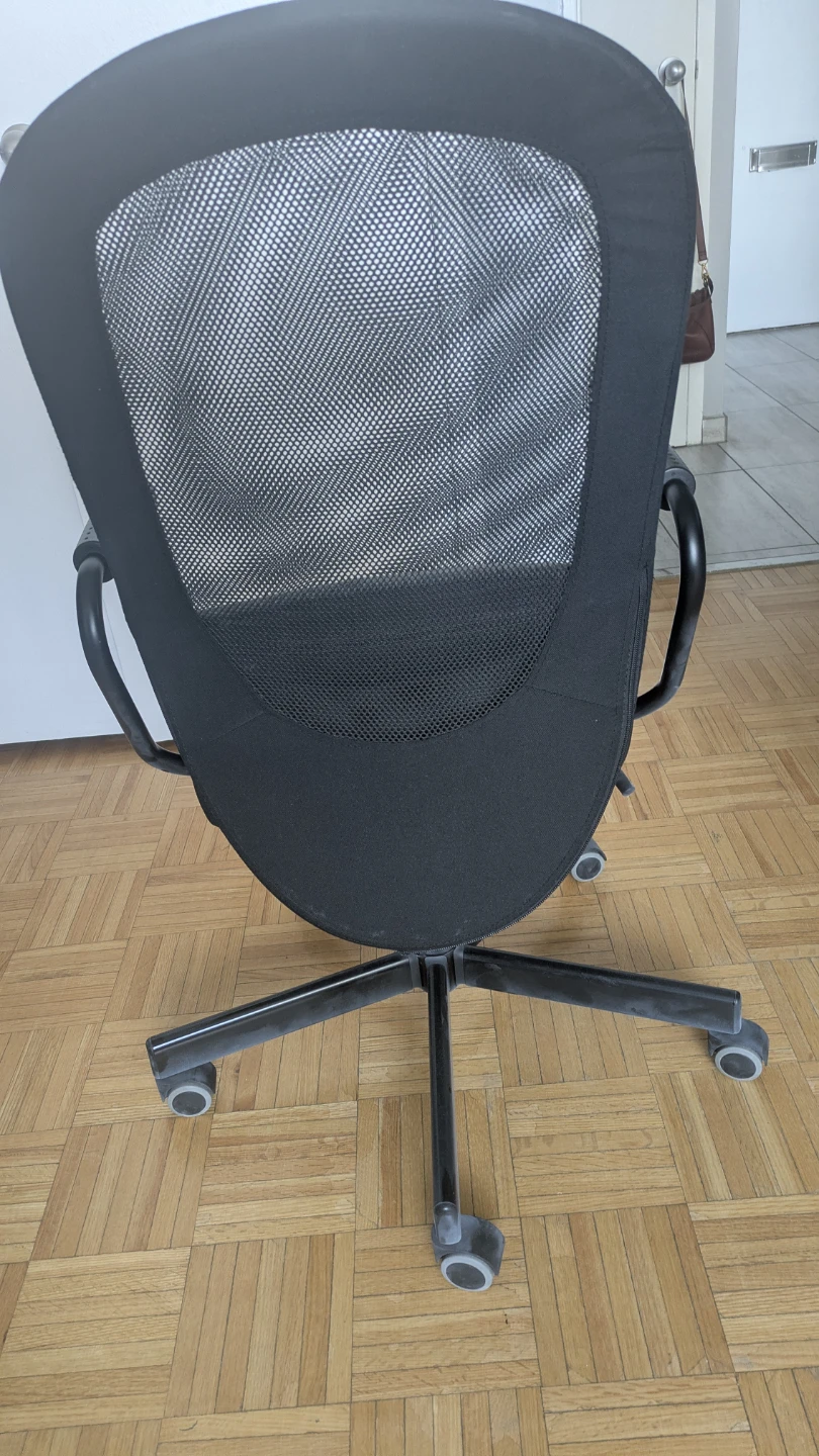 Black Office Chair - photo 3