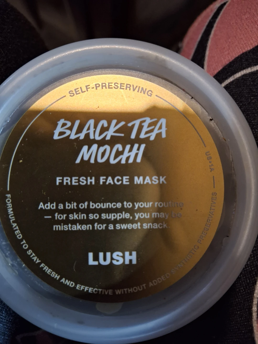 Lush Black Tea Mochi Fresh Face Mask