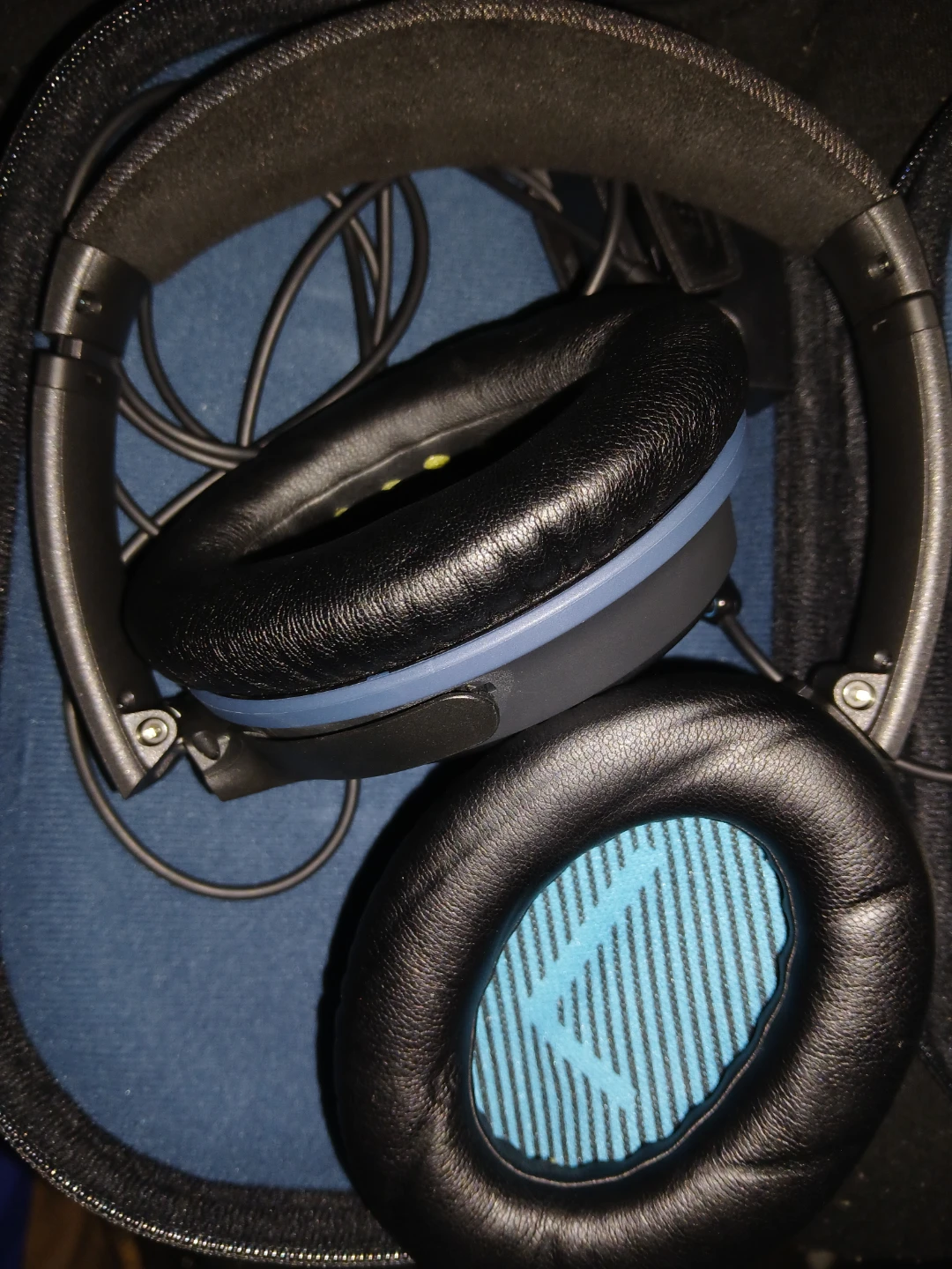 Bose QuietComfort 25 Acoustic Noise Cancelling Headphones - photo 3