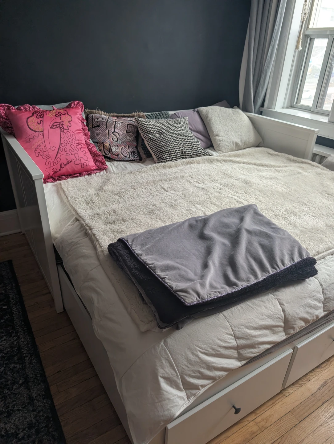 White IKEA Hemnes Daybed with Storage