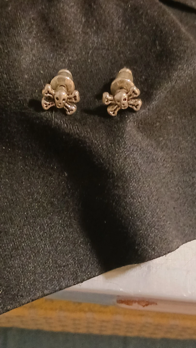 Assorted Stud Earrings (Dice, Lightning Bolt, Skull) - photo 3