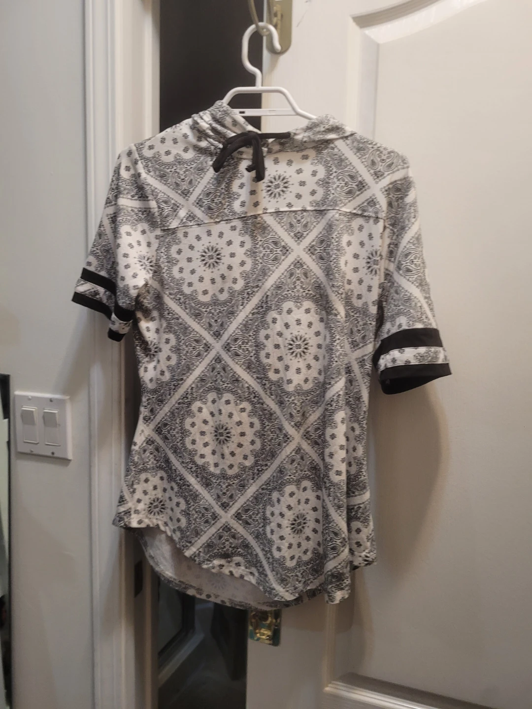 Bandana Print Hoodie - Size Small - photo 2