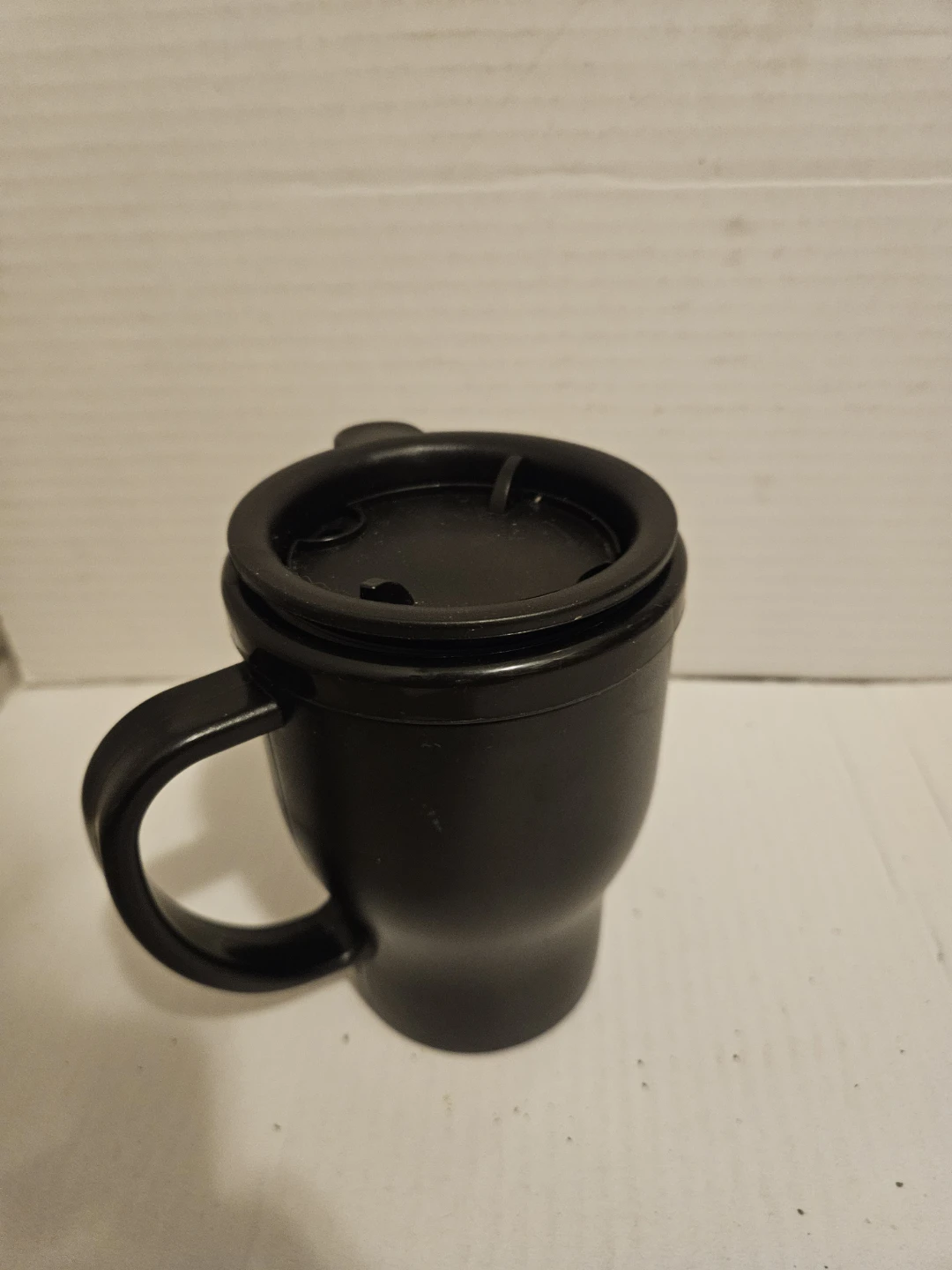 Black Travel Mug with Lid 🤎