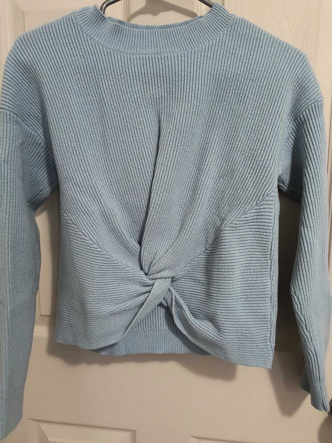 $5.00 Denver Hayes Light Blue Twist Front Sweater - Medium