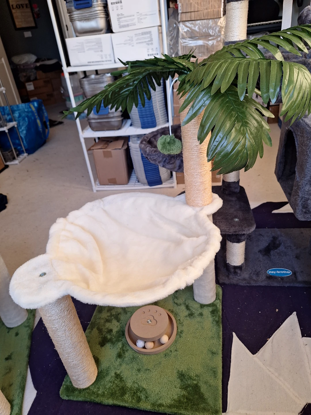 NEW Large Hammock Cat Trees with Toy Balls 🌴