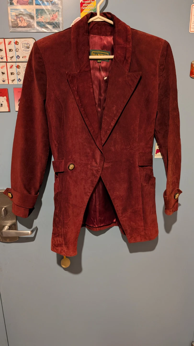 Danier XS Suede Burgundy Blazer - photo 5