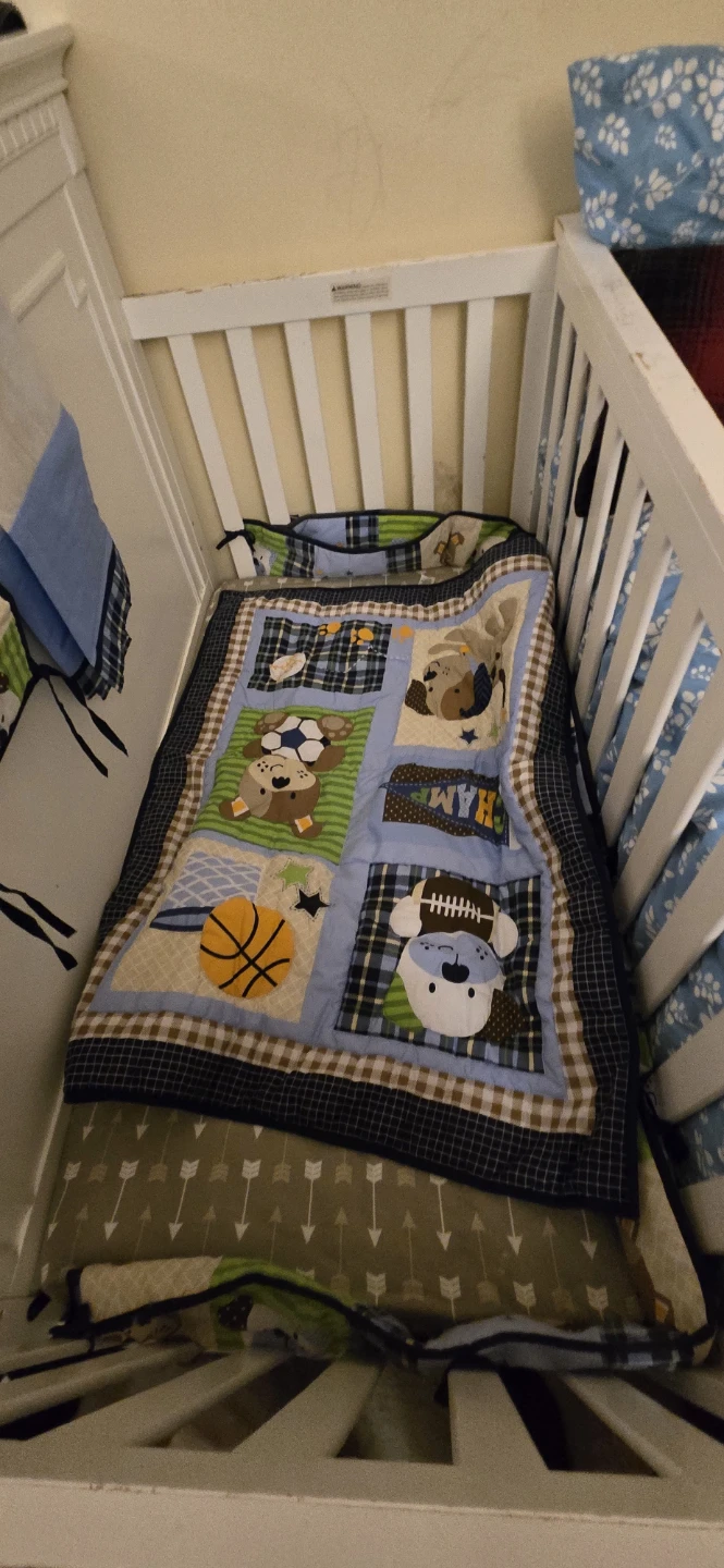 White Baby Crib with Bedding Set - photo 3