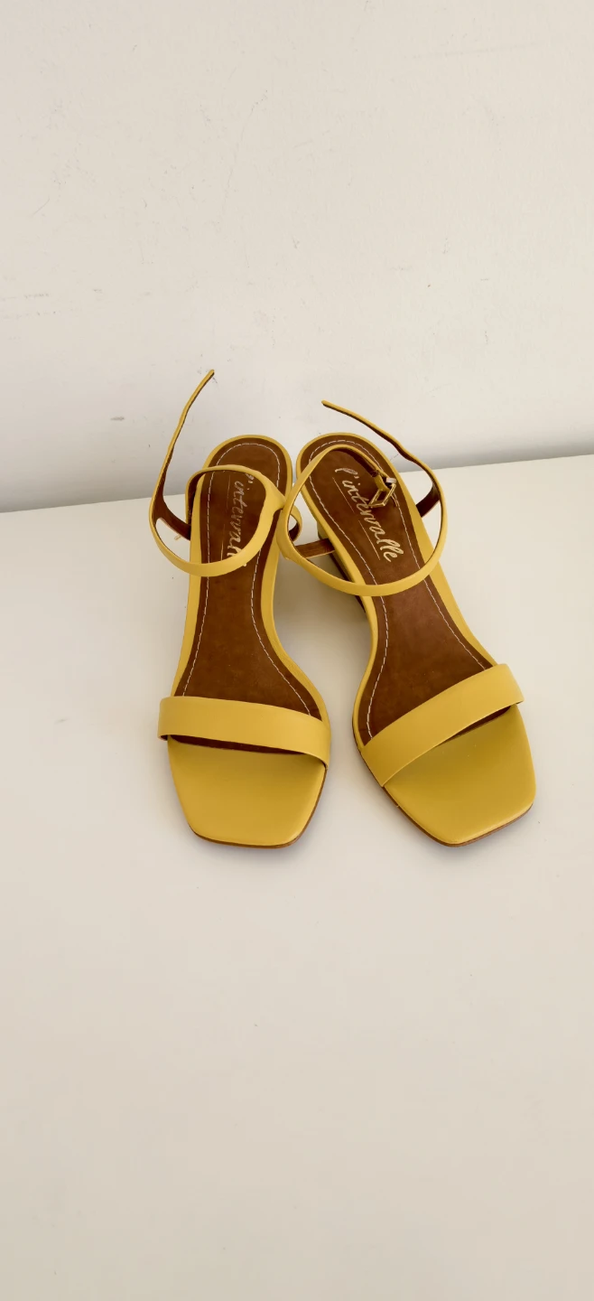 I'intervalle Yellow Linterville Square Toe Block Heel Sandals