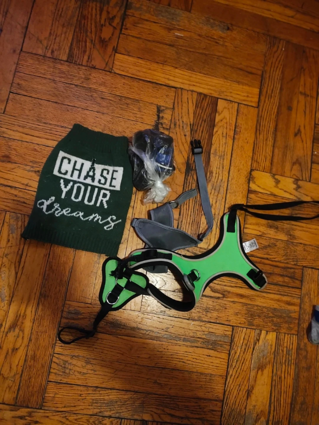 Heart & Tail Dog Harness green sometimes light up has wear