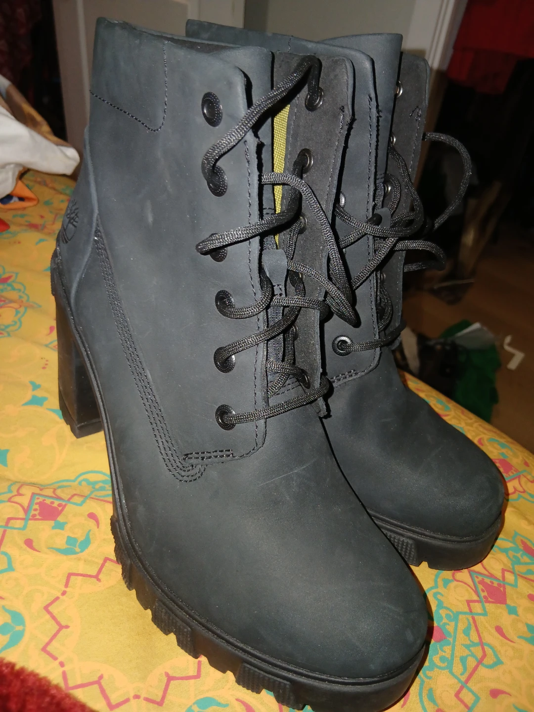Timberland Black Leather Heeled Boots - photo 2