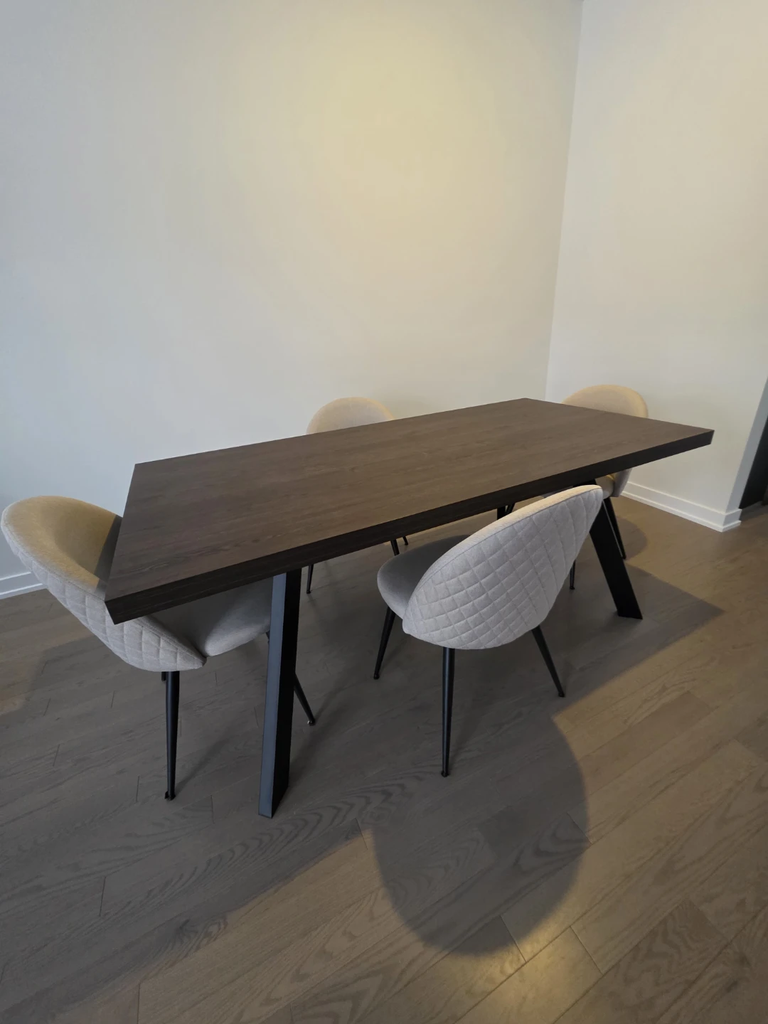Dining Table with 4 Chairs - photo 4