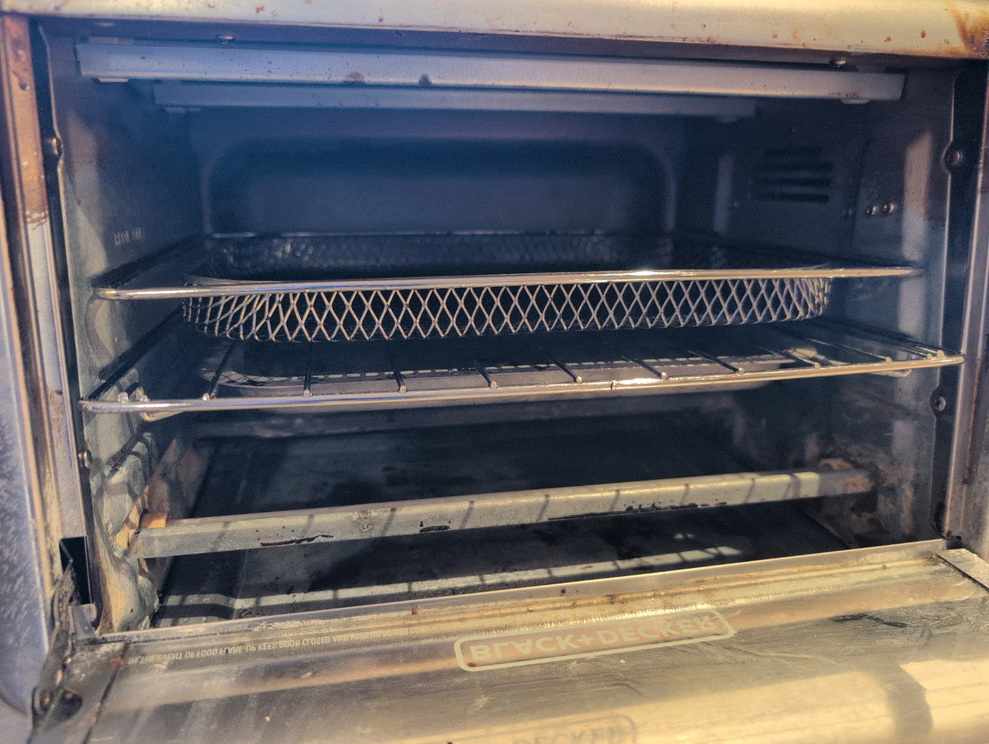 BLACK+DECKER Toaster Oven | used