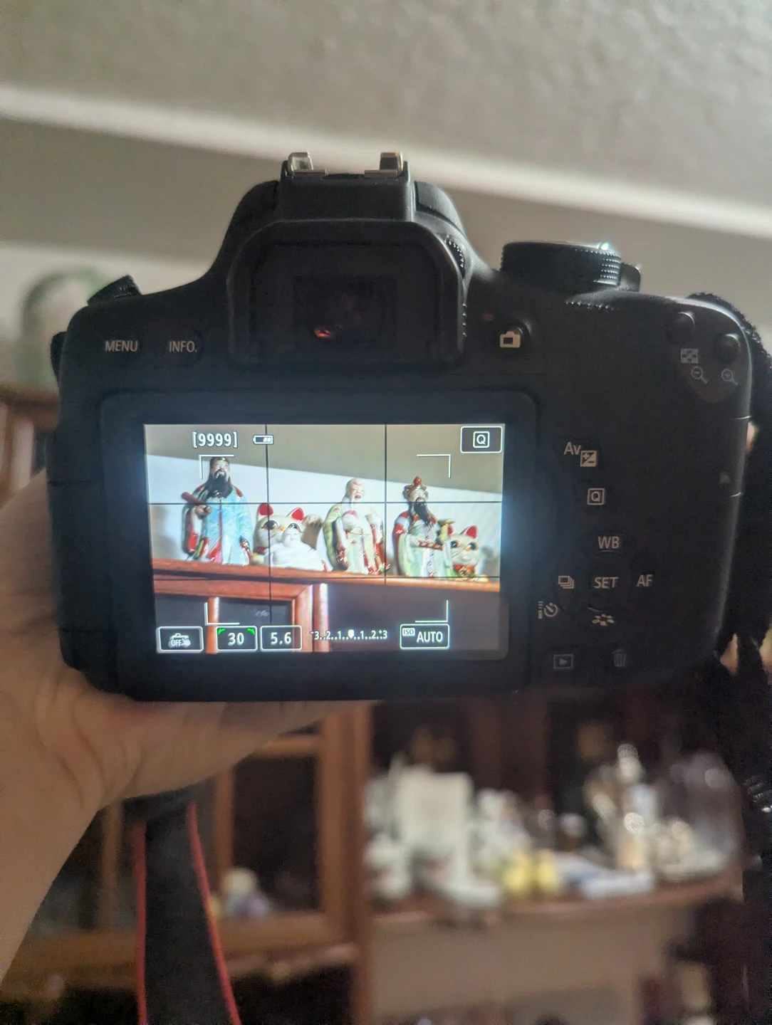 Canon EOS Rebel T6i Digital SLR with EF-S 18-55mm Lens - photo 5