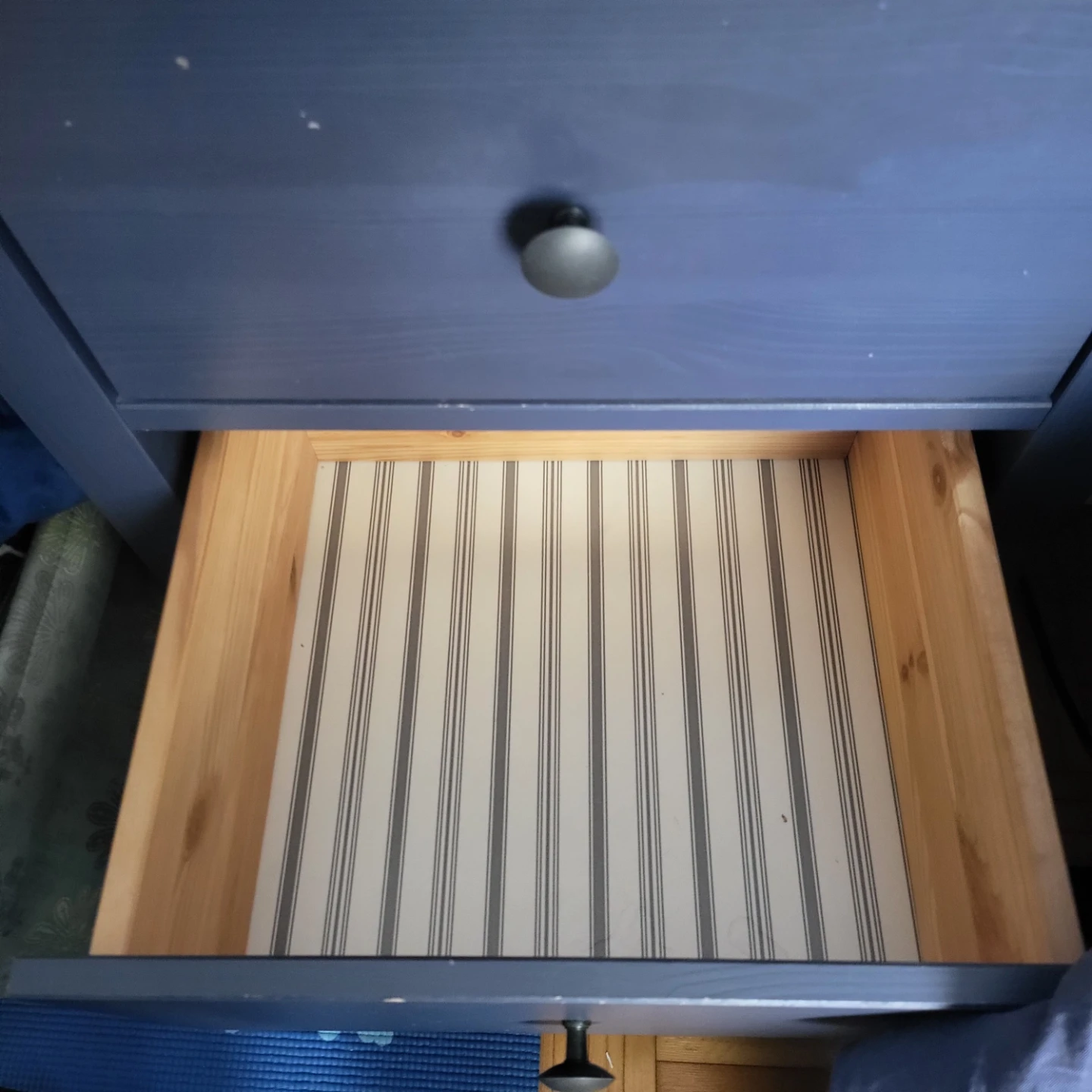 Hemnes ikea nightstand, in blue stain. LAST DROP. - photo 3