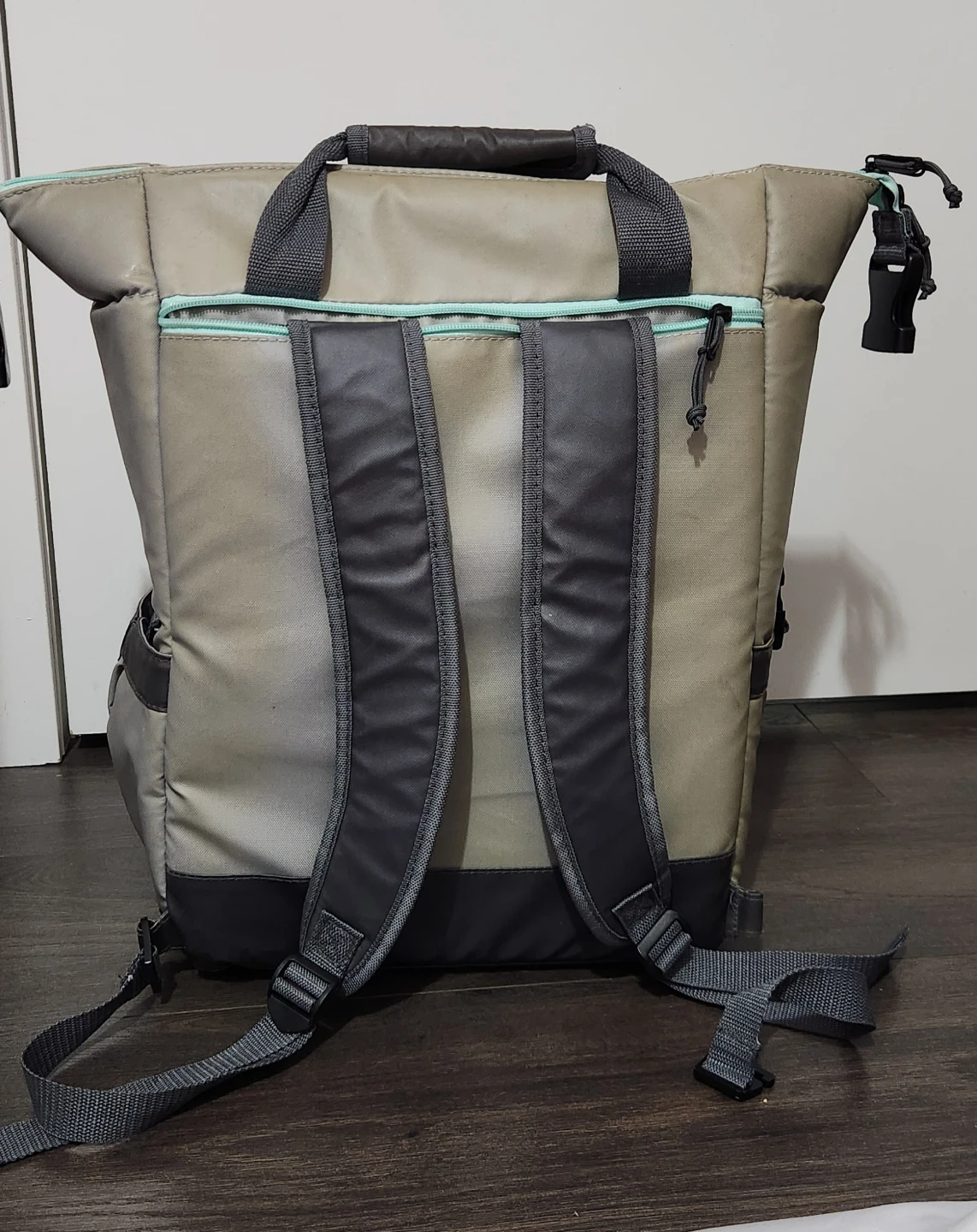 Igloo Marine Maxcold Backpack Cooler - photo 2