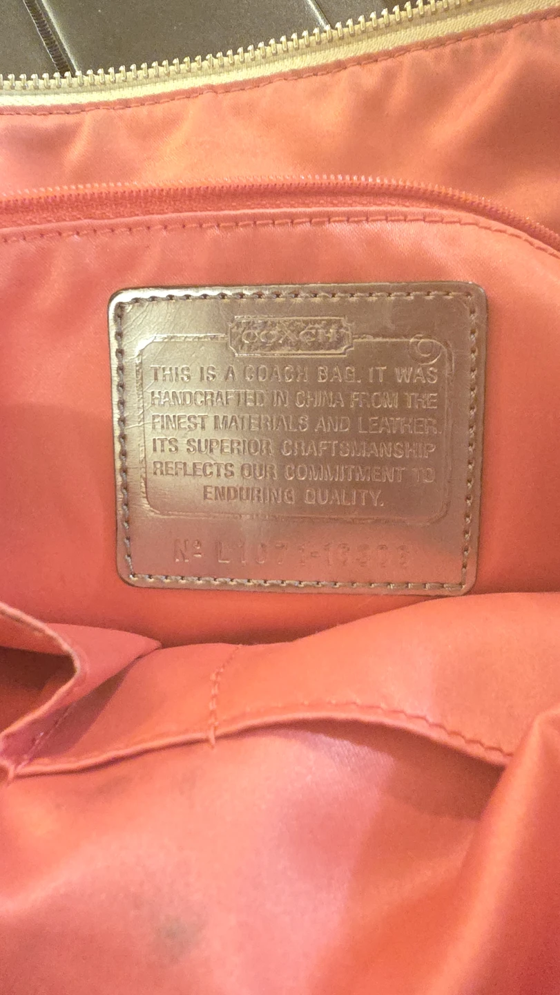 Coach Poppy Graffiti Print Tote Bag - photo 2