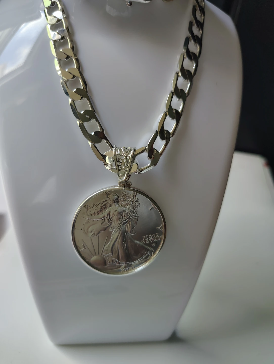 collar con moneda de plata 1oz. 2021 American silver Eagle - photo 3