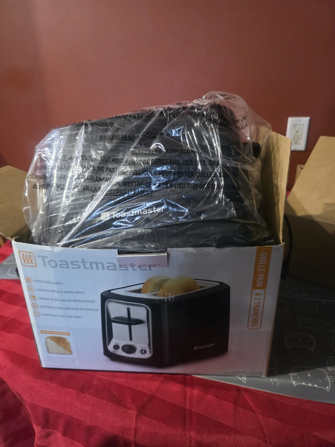 New Toastmaster 2-Slice Toaster - photo 3