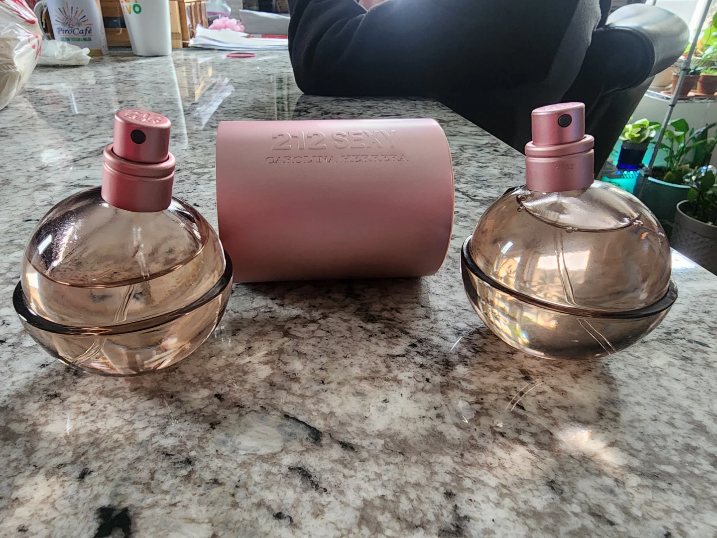 Carolina Herrera 212 Sexy Eau de Parfum - photo 2