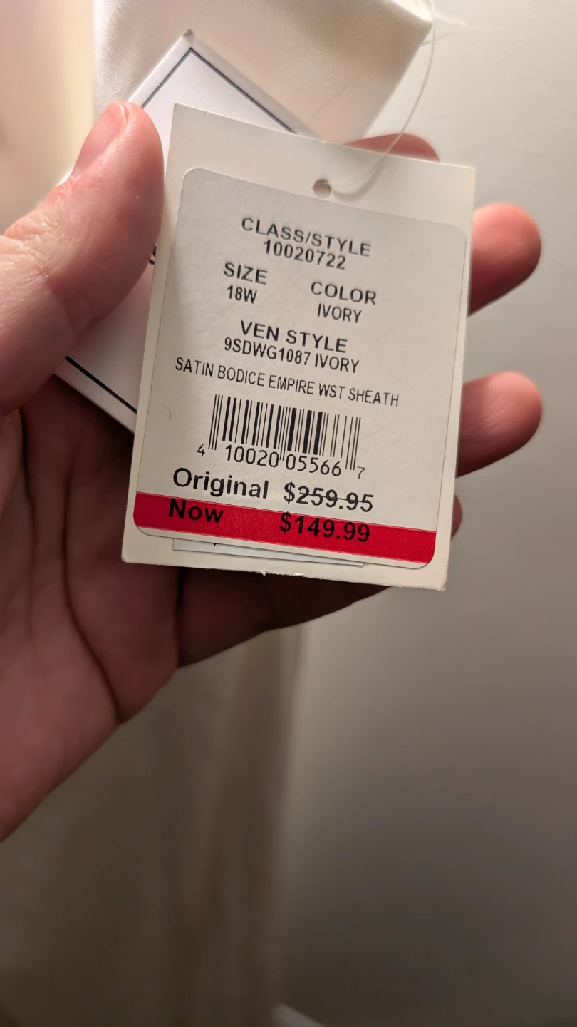 Brand New Ivory wedding dress - Size 18W - photo 3