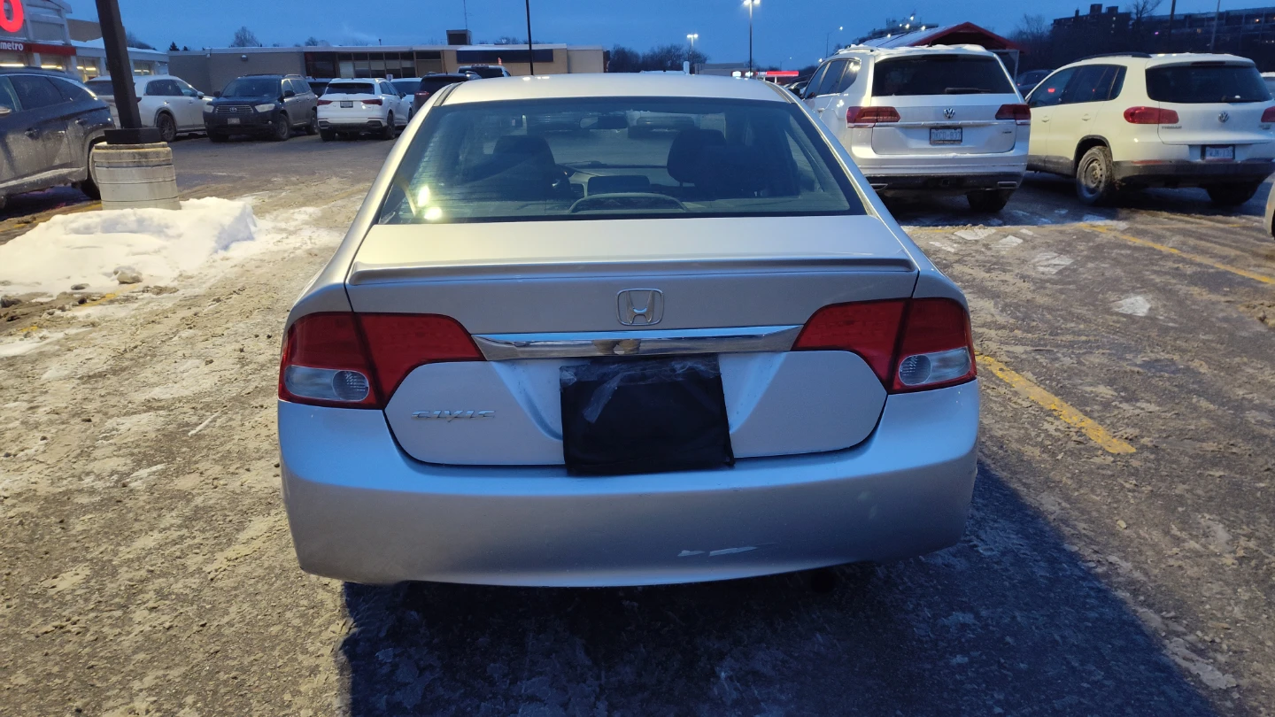 2009 Silver Honda Civic Sedan Safety Certified - photo 5