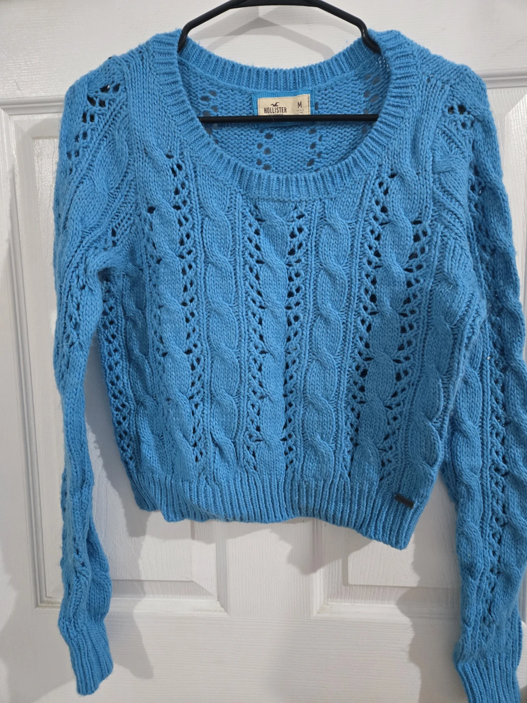 Hollister Blue Knit Sweater - Size Medium