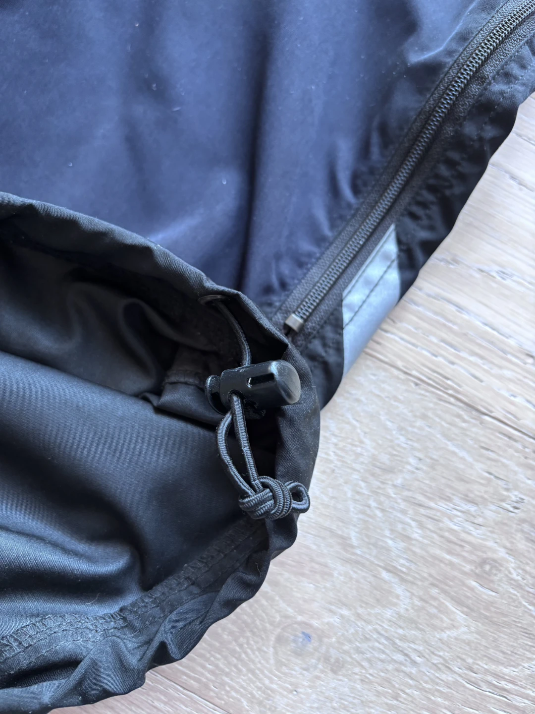 MEC running/cycling jacket - Large - photo 5