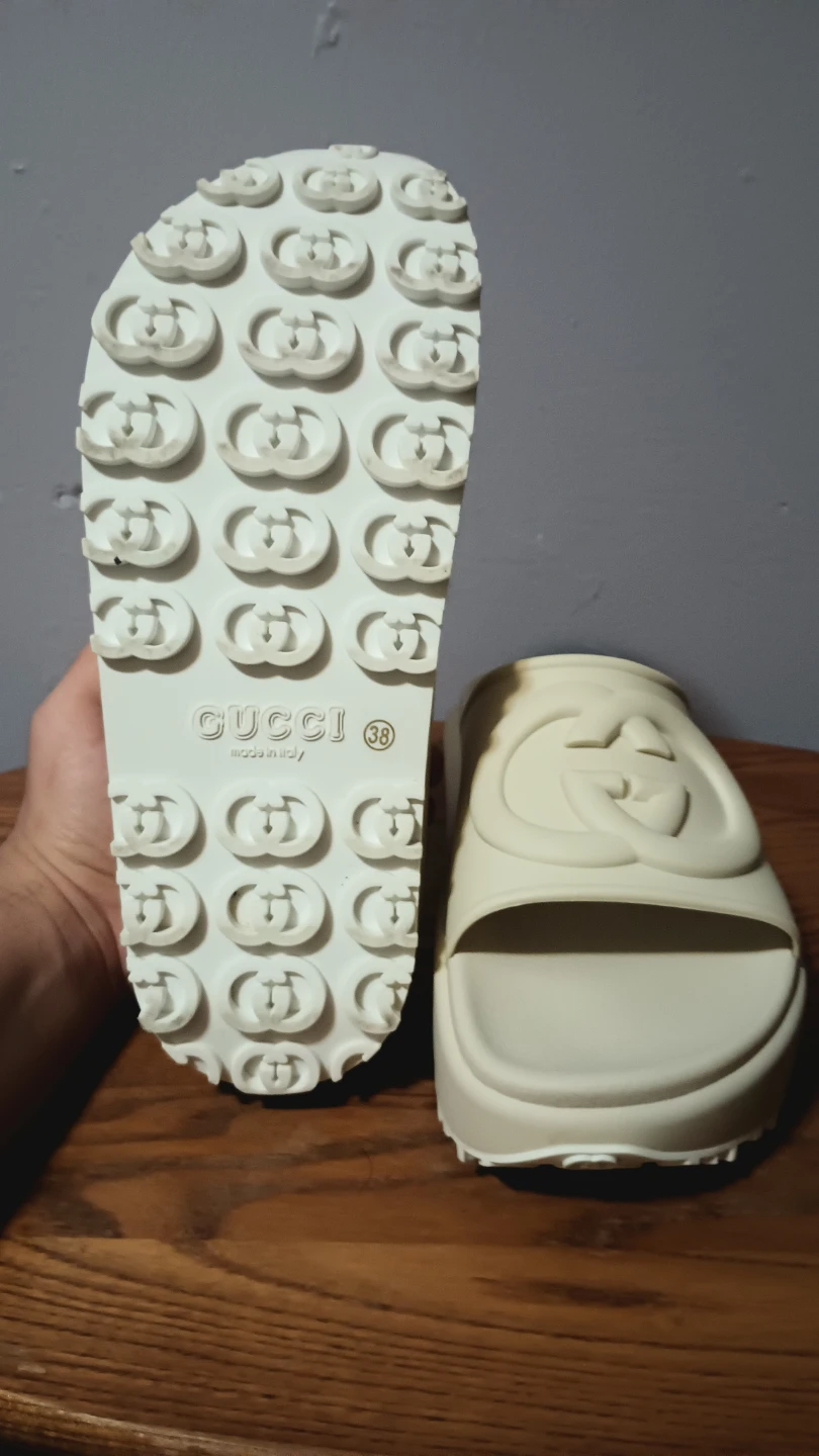 Gucci Platform Slides - Size 38 - photo 4