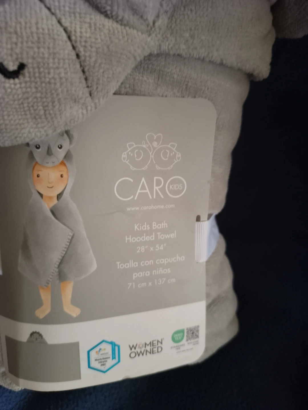 CARO Kids Hooded Bath Towel - 28" x 54" - photo 2
