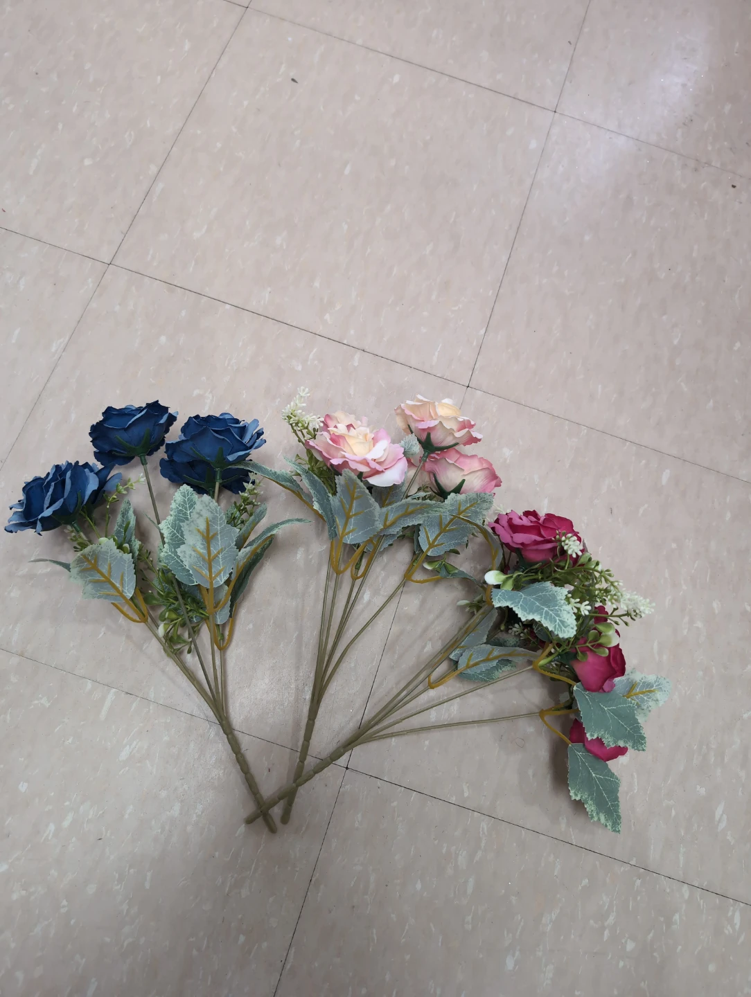 5 head artificial rose 2.5 inch $2 each bunch - photo 2